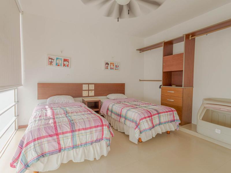 Penthouse Coral Blu